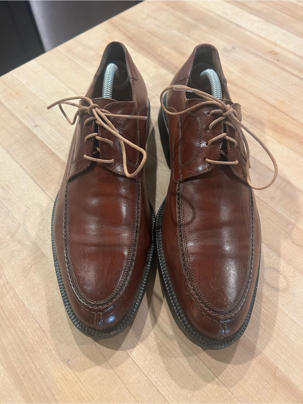 Johnston & Murphy Chesnut Brown Leather Dress Shoes, New Tan Waxed Dress Laces.
